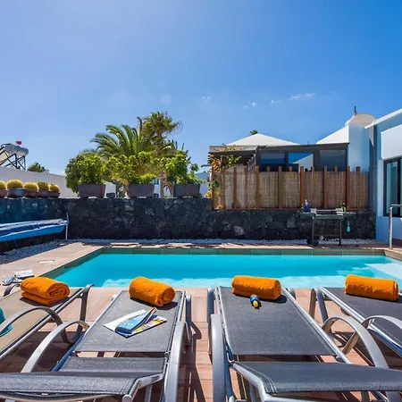 Ereza Kike Villa
